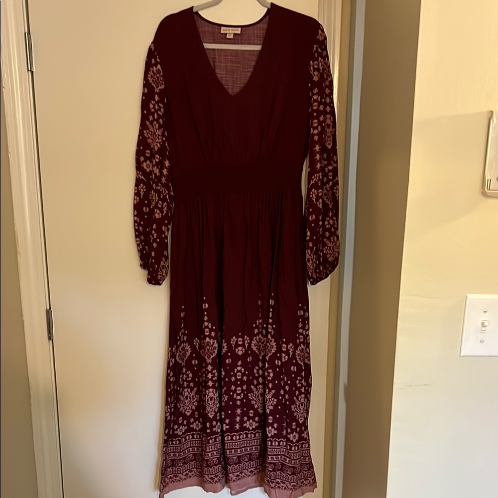 Knox Rose Red Tiered Long Sleeve V-Neck Dress
